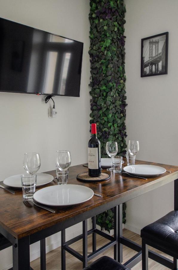 Chill And Sun, 2 Chambres Calme Avec Terrasse Et Parking Мец Екстериор снимка